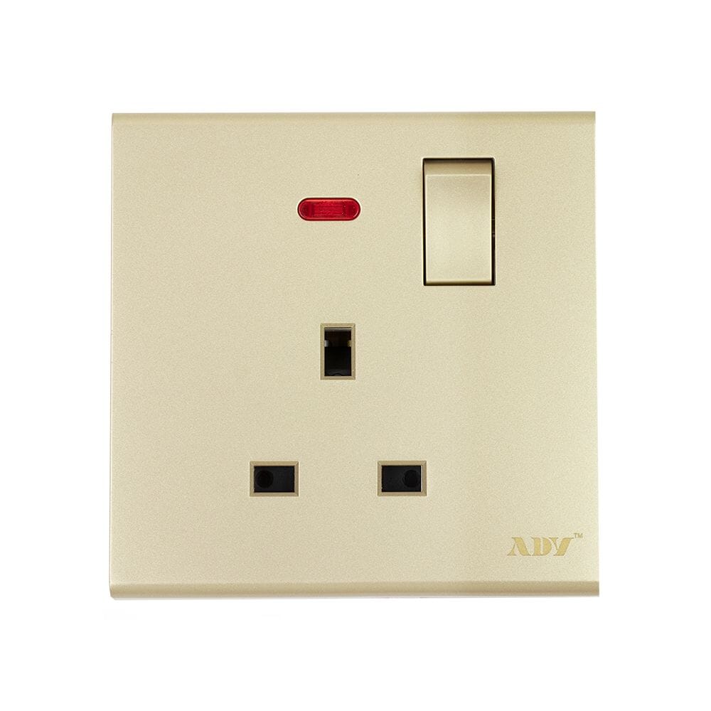 ADY K11ZBSL مقبس حائط ثلاثي مع مفتاح تشغيل 13 أمبير - 13 ذهبي