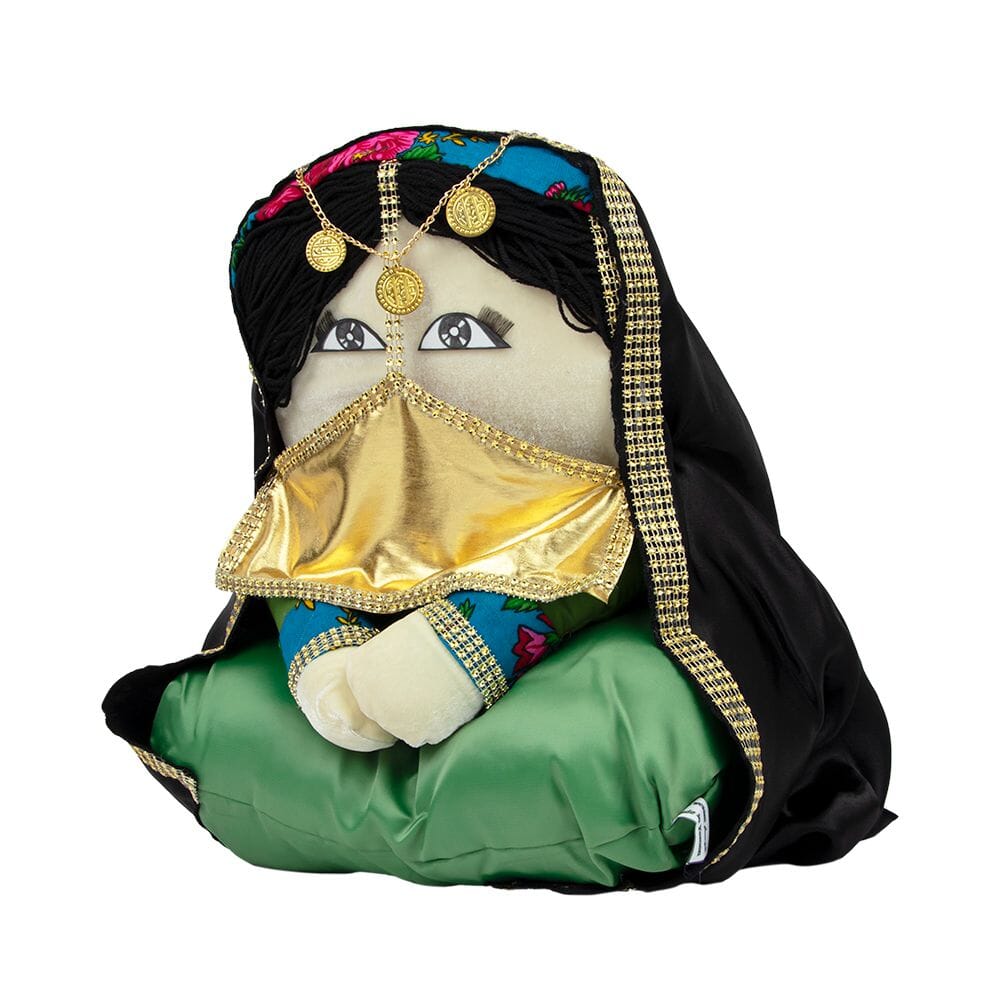 وسادة ديكور بتصميم تراثي محشوة على شكل بنت بلبس الحضرمي البدوي