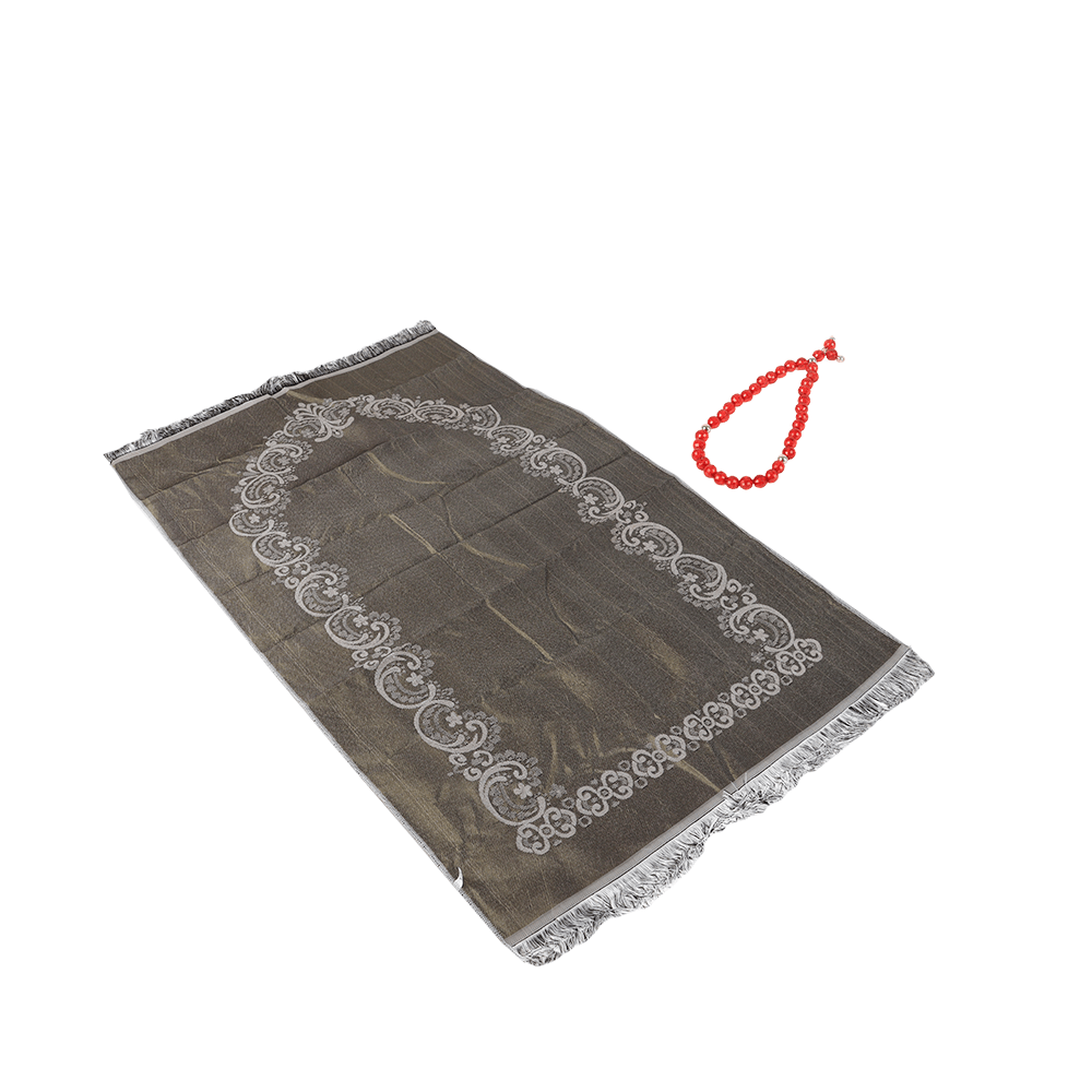 صندوق خاص بتصميم أنيق وفريد من سجادة وسبحة من اللؤلؤ