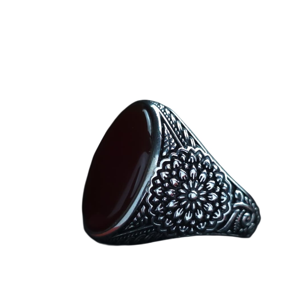 خاتم فضه من العيار الثقيل عيار 930