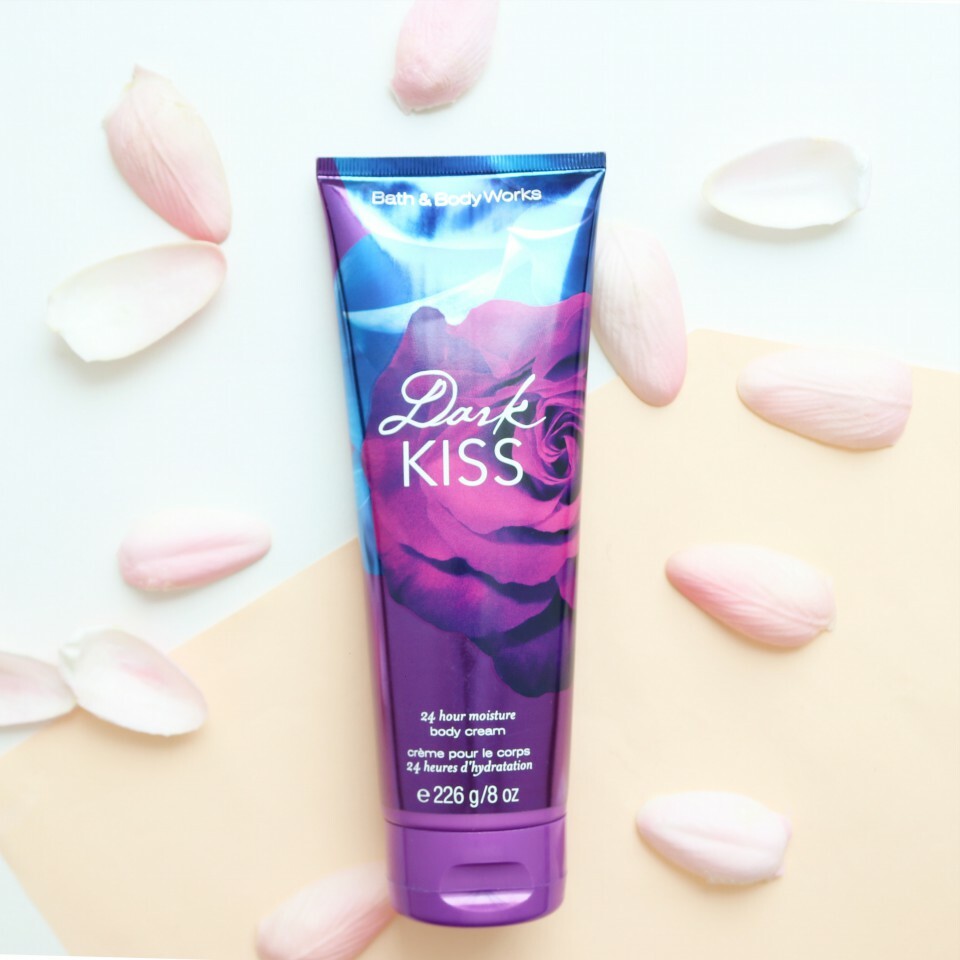 باث اند بودي ووركس كريم جسم Dark Kiss غني بزبدة الشيا - 226 جم