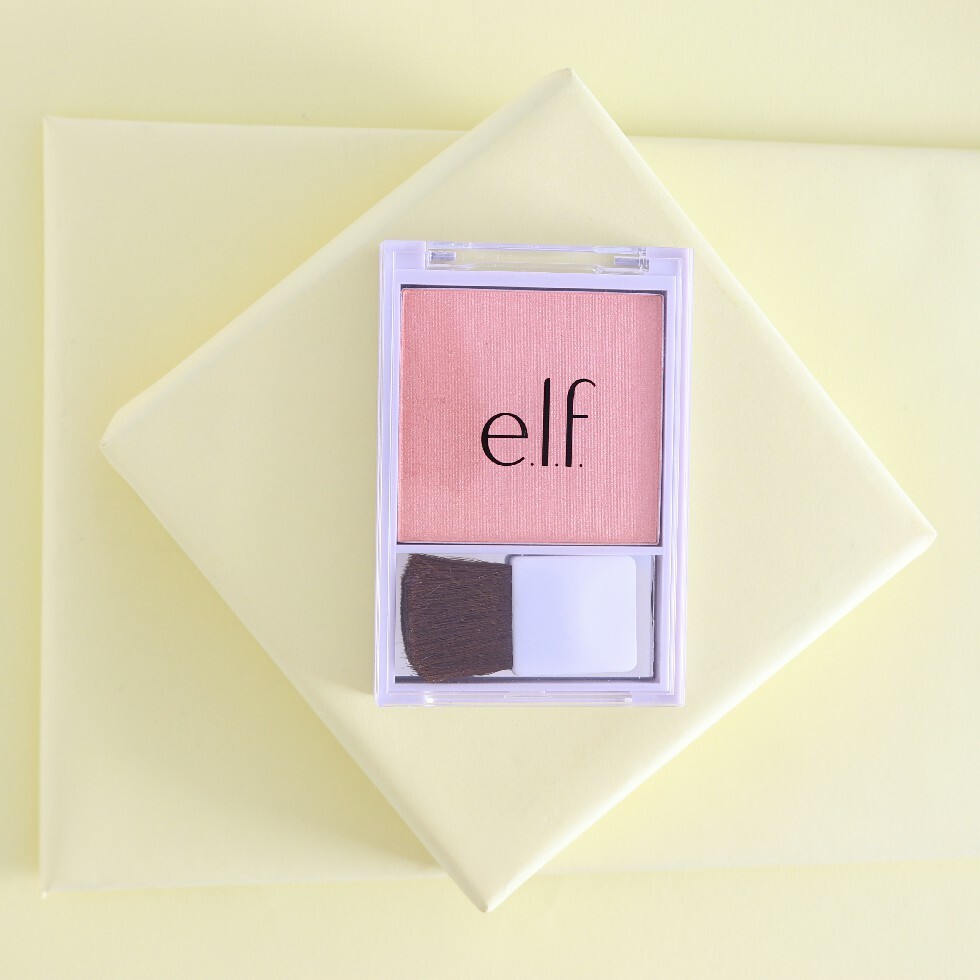 ايلف كوزمتكس - أحمر خدود مع فرشاة