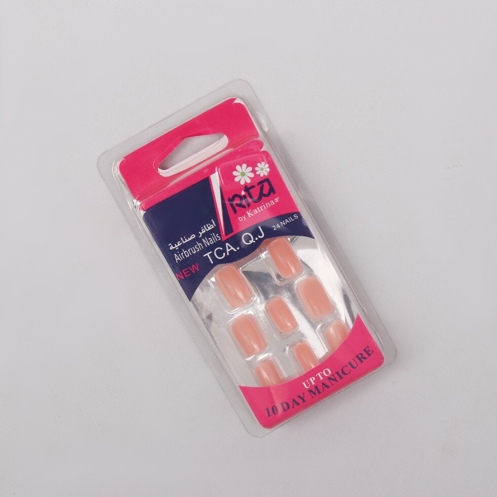 ريتا أظافر صناعية عادية